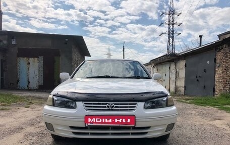 Toyota Camry, 1999 год, 699 000 рублей, 4 фотография