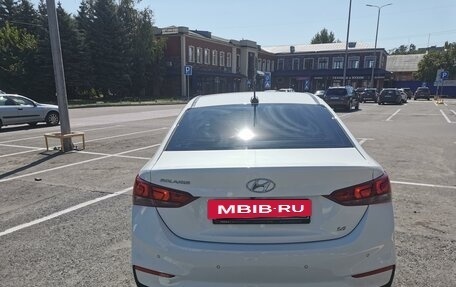 Hyundai Solaris II рестайлинг, 2019 год, 1 675 000 рублей, 2 фотография