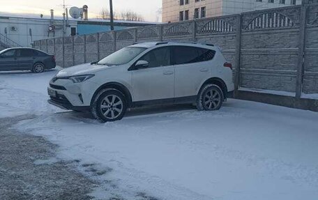 Toyota RAV4, 2016 год, 2 790 000 рублей, 3 фотография