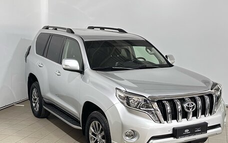 Toyota Land Cruiser Prado 150 рестайлинг 2, 2011 год, 2 900 000 рублей, 3 фотография