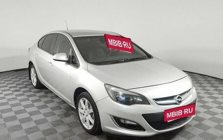 Opel Astra J, 2012 год, 830 000 рублей, 2 фотография