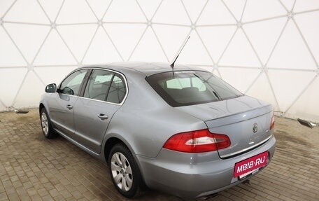 Skoda Superb III рестайлинг, 2009 год, 1 020 000 рублей, 4 фотография