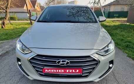 Hyundai Elantra VI рестайлинг, 2018 год, 1 640 000 рублей, 3 фотография