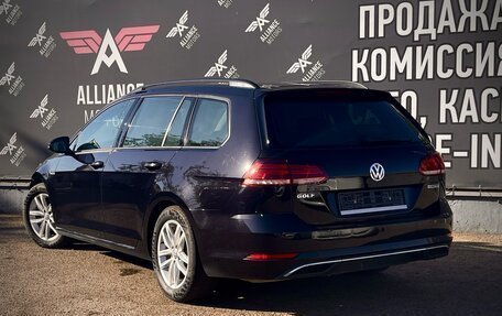 Volkswagen Golf VII, 2018 год, 1 795 000 рублей, 4 фотография