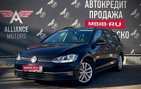 Volkswagen Golf VII, 2018 год, 1 795 000 рублей, 2 фотография