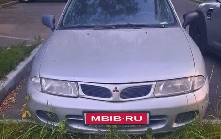 Mitsubishi Carisma I, 1996 год, 160 000 рублей, 3 фотография