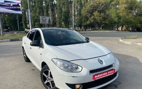 Renault Fluence I, 2012 год, 800 000 рублей, 2 фотография