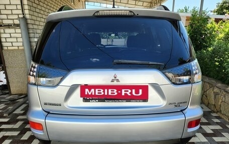 Mitsubishi Outlander III рестайлинг 3, 2011 год, 1 330 000 рублей, 3 фотография