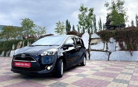 Toyota Sienta II, 2017 год, 1 720 000 рублей, 2 фотография