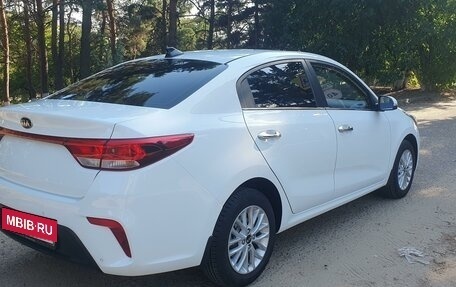 KIA Rio IV, 2017 год, 1 590 000 рублей, 2 фотография