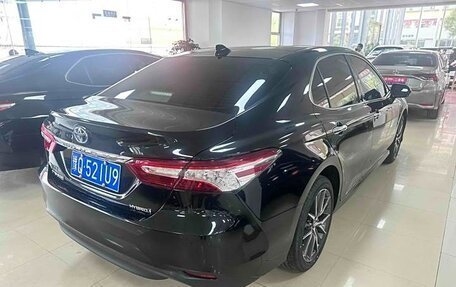 Toyota Camry, 2021 год, 2 520 000 рублей, 4 фотография