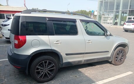 Skoda Yeti I рестайлинг, 2013 год, 950 000 рублей, 2 фотография