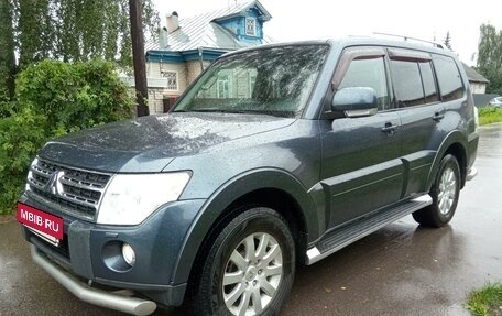 Mitsubishi Pajero IV, 2008 год, 1 590 000 рублей, 2 фотография