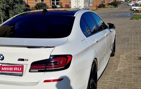 BMW 5 серия, 2011 год, 2 100 000 рублей, 7 фотография