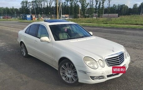 Mercedes-Benz E-Класс, 2008 год, 950 000 рублей, 3 фотография