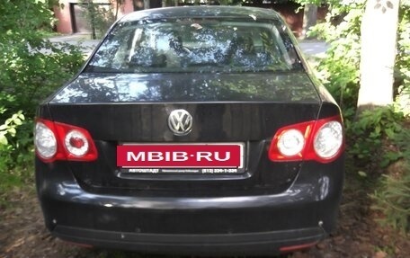 Volkswagen Jetta VI, 2010 год, 650 000 рублей, 2 фотография