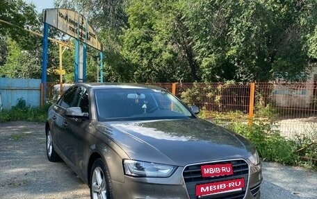 Audi A4, 2014 год, 1 550 000 рублей, 4 фотография