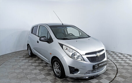 Chevrolet Spark III, 2011 год, 612 000 рублей, 3 фотография