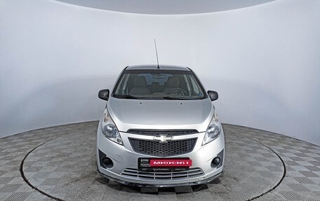 Chevrolet Spark III, 2011 год, 612 000 рублей, 2 фотография