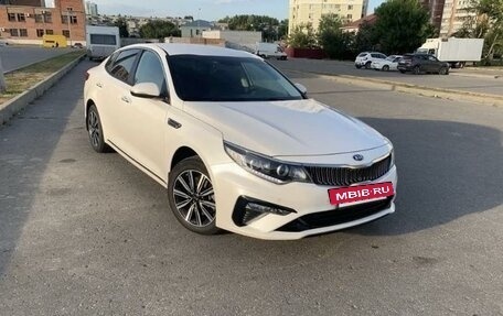 KIA Optima IV, 2018 год, 2 350 000 рублей, 2 фотография