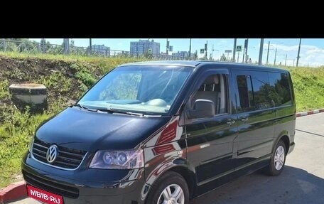 Volkswagen Multivan T5, 2006 год, 1 700 000 рублей, 2 фотография