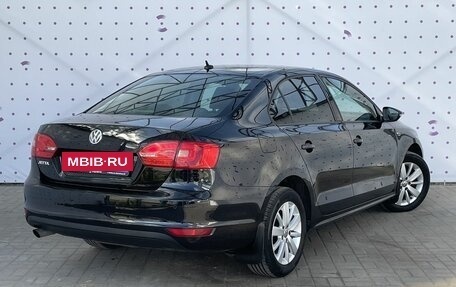 Volkswagen Jetta VI, 2013 год, 1 240 000 рублей, 4 фотография