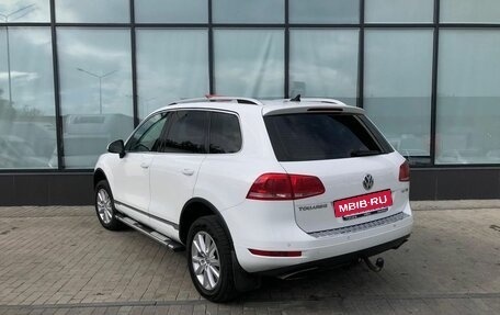 Volkswagen Touareg III, 2013 год, 2 490 000 рублей, 3 фотография