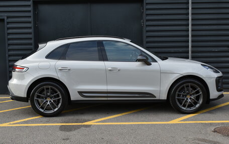 Porsche Macan I рестайлинг, 2024 год, 13 750 000 рублей, 6 фотография