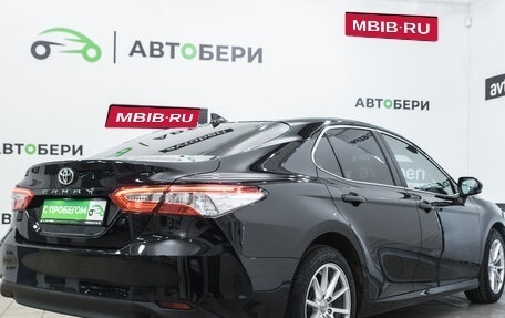 Toyota Camry, 2018 год, 2 750 000 рублей, 5 фотография