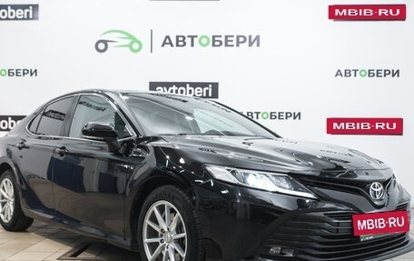 Toyota Camry, 2018 год, 2 750 000 рублей, 7 фотография