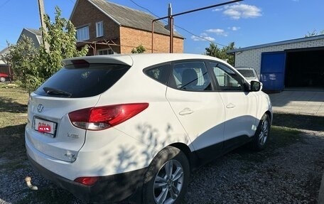 Hyundai ix35 I рестайлинг, 2012 год, 1 470 000 рублей, 2 фотография