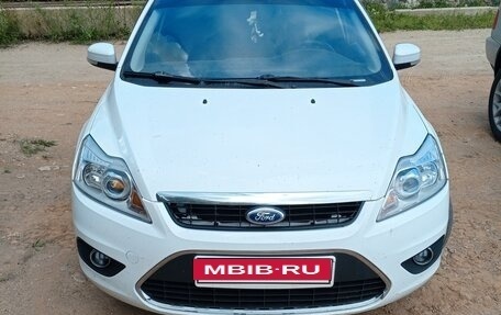 Ford Focus II рестайлинг, 2011 год, 650 000 рублей, 2 фотография