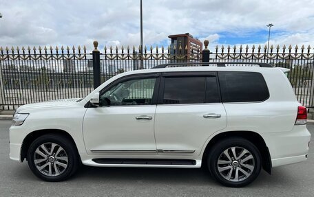 Toyota Land Cruiser 200, 2018 год, 7 800 000 рублей, 3 фотография