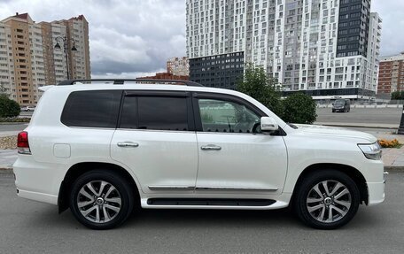 Toyota Land Cruiser 200, 2018 год, 7 800 000 рублей, 7 фотография