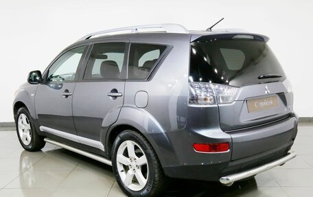 Mitsubishi Outlander III рестайлинг 3, 2007 год, 915 000 рублей, 4 фотография