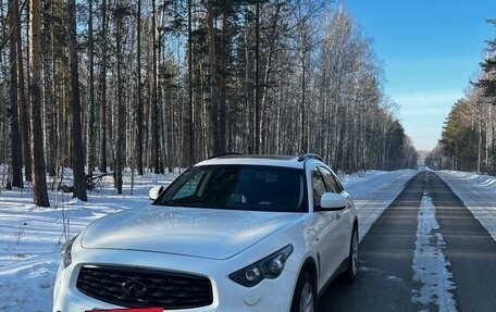 Infiniti FX II, 2010 год, 2 000 000 рублей, 2 фотография