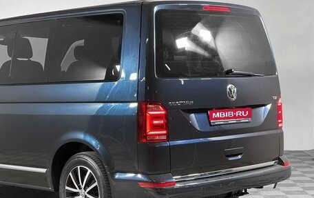 Volkswagen Multivan T6 рестайлинг, 2018 год, 3 880 000 рублей, 5 фотография