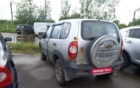 Chevrolet Niva I рестайлинг, 2011 год, 280 000 рублей, 4 фотография