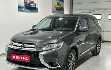 Mitsubishi Outlander III рестайлинг 3, 2015 год, 1 999 900 рублей, 1 фотография