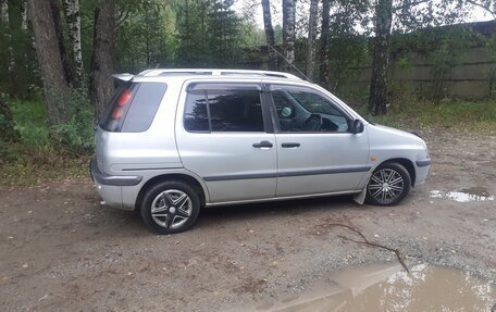 Toyota Raum I, 1998 год, 375 000 рублей, 3 фотография