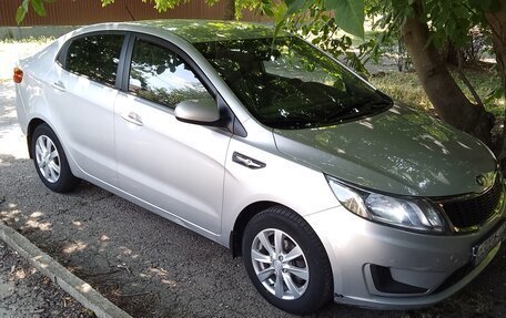 KIA Rio III рестайлинг, 2013 год, 1 150 000 рублей, 2 фотография