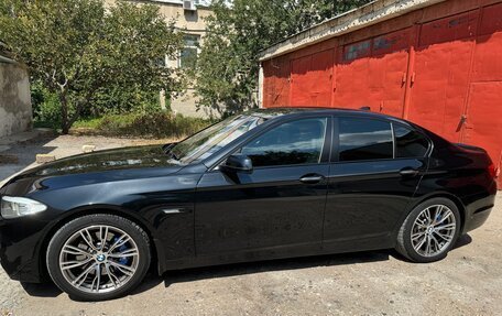 BMW 5 серия, 2012 год, 2 300 000 рублей, 3 фотография