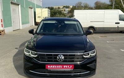 Volkswagen Tiguan II, 2021 год, 3 120 000 рублей, 1 фотография