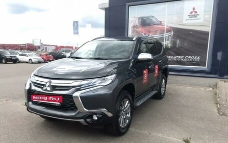 Mitsubishi Pajero Sport III рестайлинг, 2019 год, 3 150 000 рублей, 2 фотография