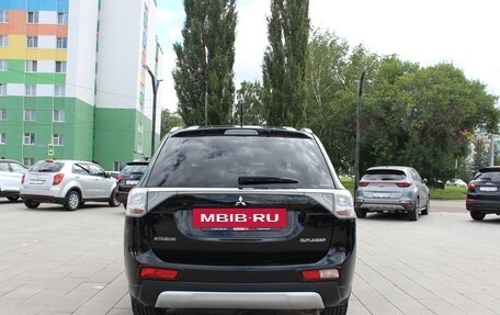 Mitsubishi Outlander III рестайлинг 3, 2014 год, 5 фотография