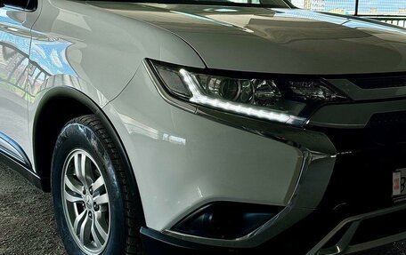 Mitsubishi Outlander III рестайлинг 3, 2018 год, 2 278 000 рублей, 2 фотография