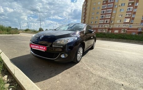 Renault Megane III, 2014 год, 1 050 000 рублей, 2 фотография