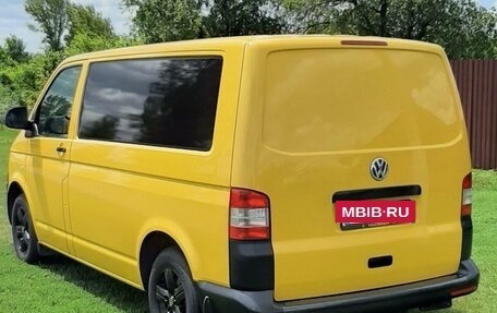 Volkswagen Transporter T5 рестайлинг, 2014 год, 1 750 000 рублей, 4 фотография