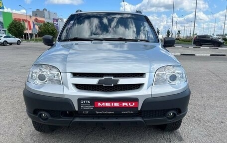 Chevrolet Niva I рестайлинг, 2014 год, 713 800 рублей, 1 фотография