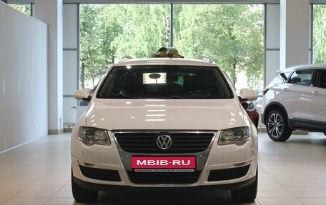 Volkswagen Passat B6, 2010 год, 745 000 рублей, 2 фотография